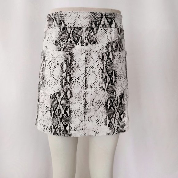 West of Melrose Black and White Snake Print Button Down Mini Skirt - Picture 10 of 15